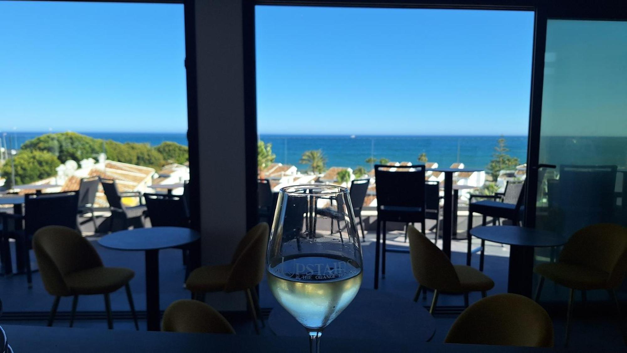 The Orange House Boutique Hotel And Upstairs Rooftop Bar Center Of La Cala De Mijas 100M From The Beach Kültér fotó