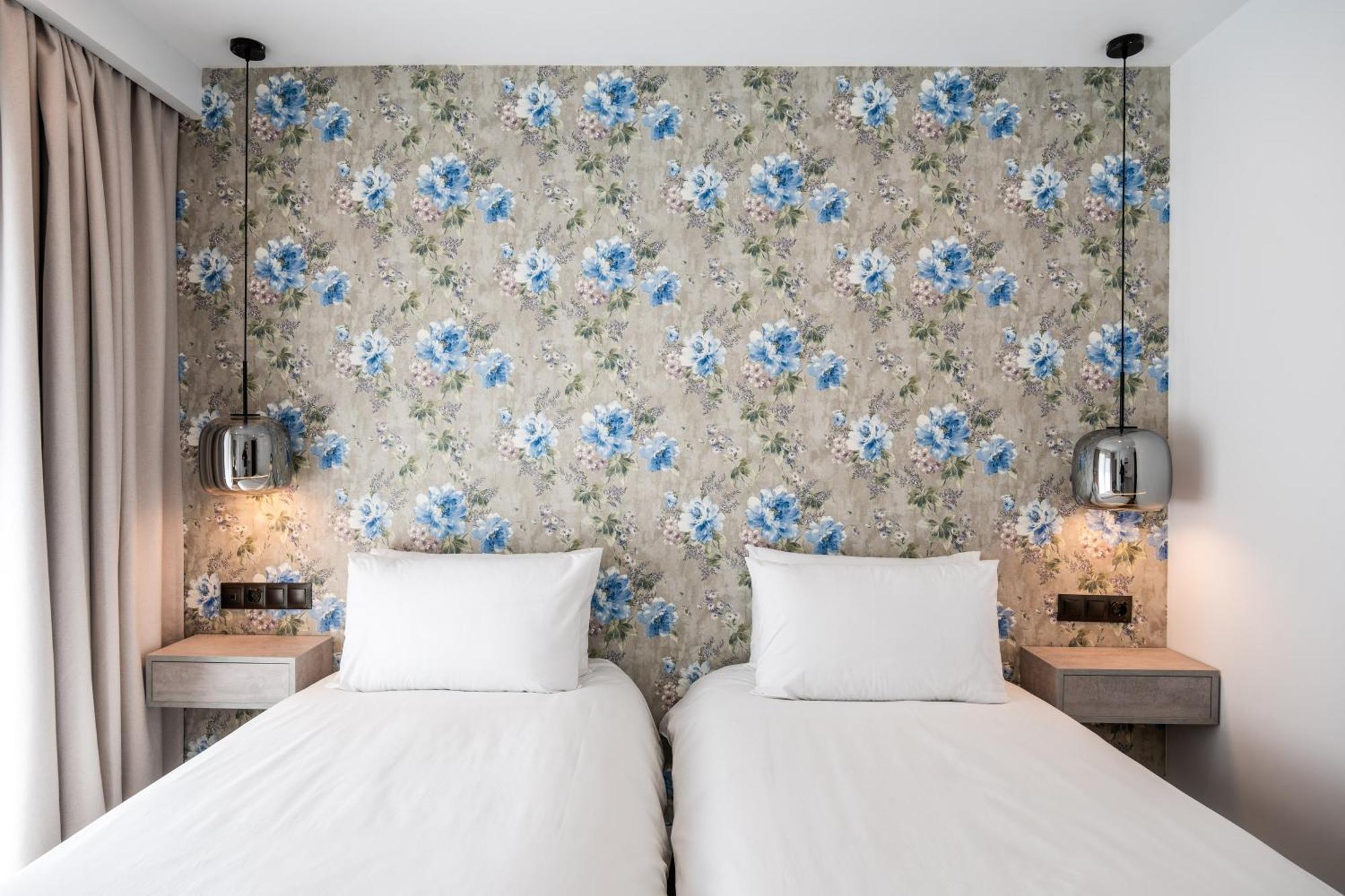 The Orange House Boutique Hotel And Upstairs Rooftop Bar Center Of La Cala De Mijas 100M From The Beach Kültér fotó