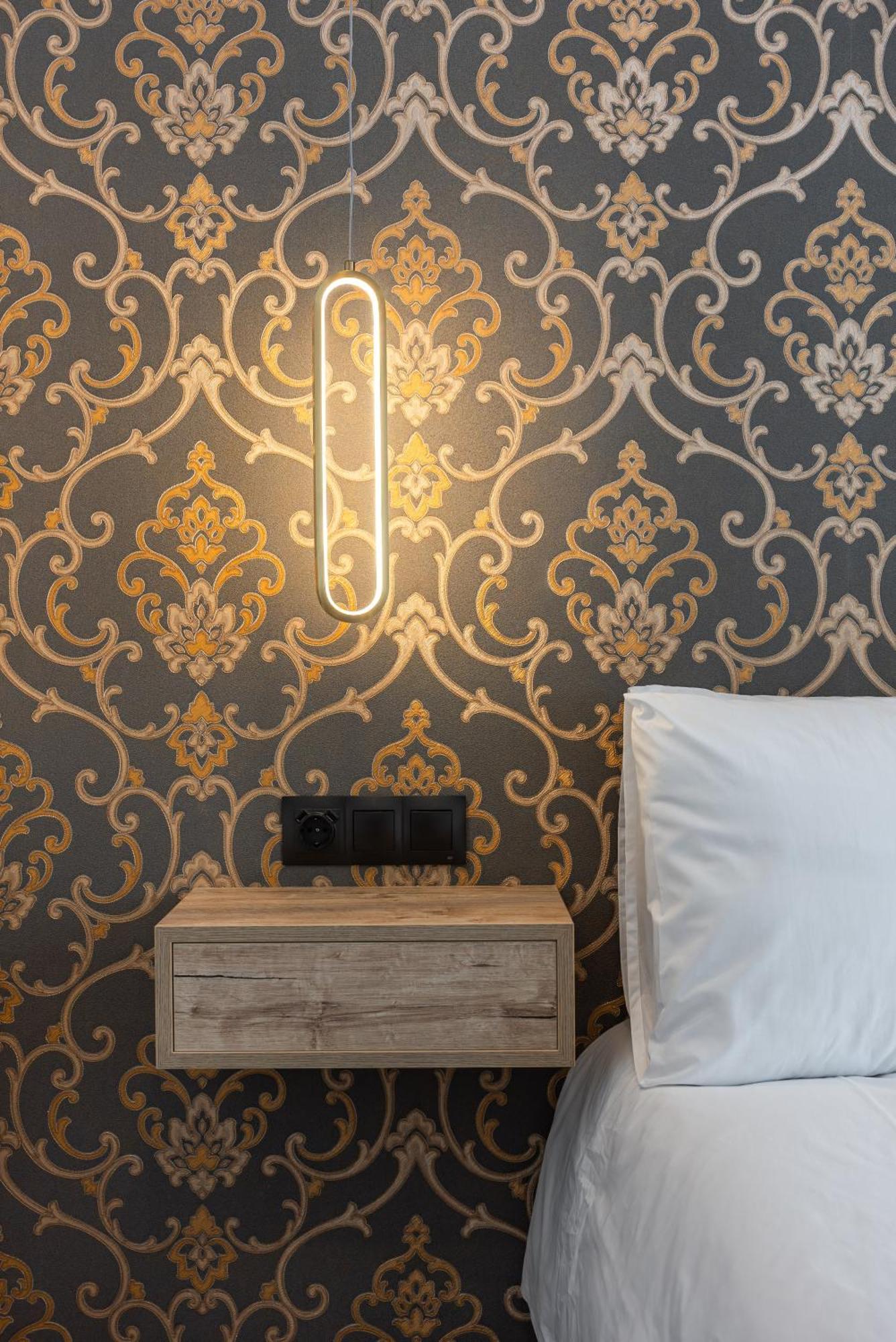 The Orange House Boutique Hotel And Upstairs Rooftop Bar Center Of La Cala De Mijas 100M From The Beach Kültér fotó