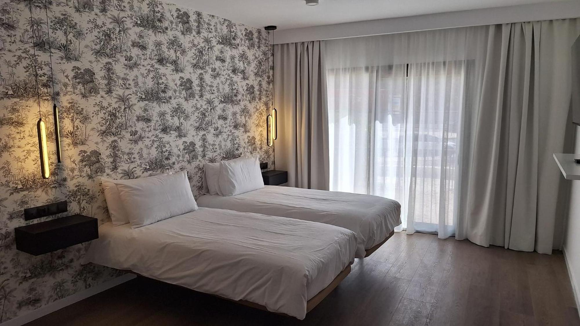 The Orange House Boutique Hotel And Upstairs Rooftop Bar Center Of La Cala De Mijas 100M From The Beach Szoba fotó